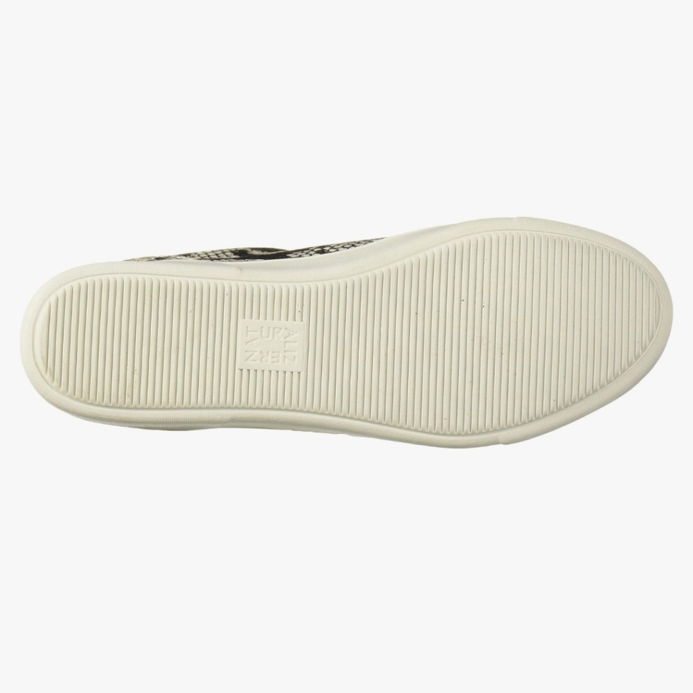 Naturalizer Macayla Sneakers - Picture 5 of 9